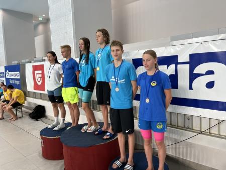 Calcitovi plavalci do novih stopničk in naslova državnega prvaka (4)